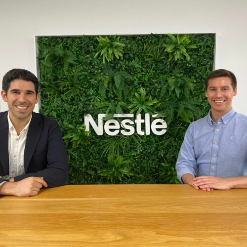 Eduard Alcaraz Y Alex Romaní En Las Oficinas Centrales De Nestlé En Esplugues De Llobregat.