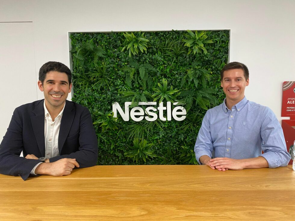 Eduard Alcaraz Y Alex Romaní En Las Oficinas Centrales De Nestlé En Esplugues De Llobregat.