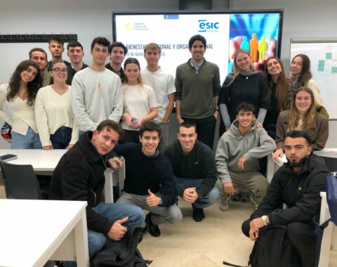 Fotografia De Grup - Alumnat ESIC I Eduard Alcaraz (FeliciCat)